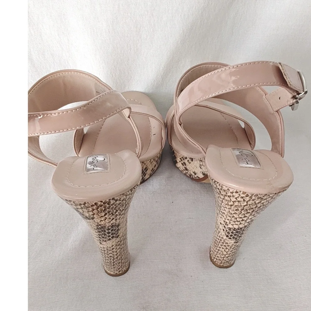 Halogen Platform Sandals Beige blush Snakeskin Embossed Block Heel platform 9